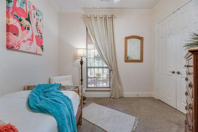 115 River Run Drive, Azle, TX 76020