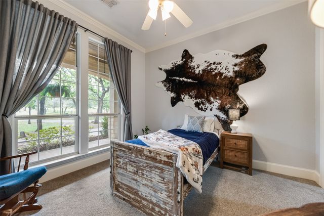 115 River Run Drive, Azle, TX 76020