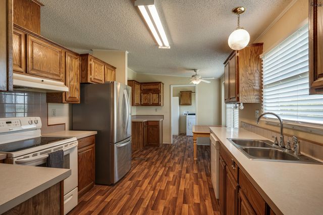 3877 S FM 368, Iowa Park, TX 76367
