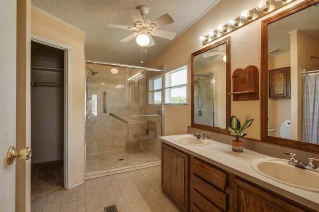 3877 S FM 368, Iowa Park, TX 76367