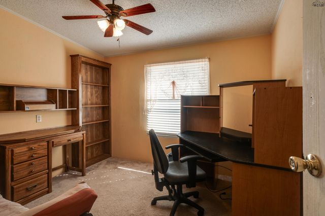3877 S FM 368, Iowa Park, TX 76367