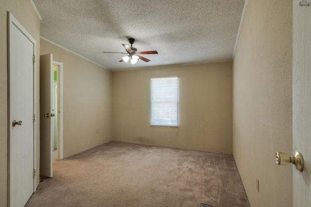 3877 S FM 368, Iowa Park, TX 76367