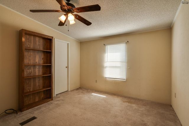 3877 S FM 368, Iowa Park, TX 76367