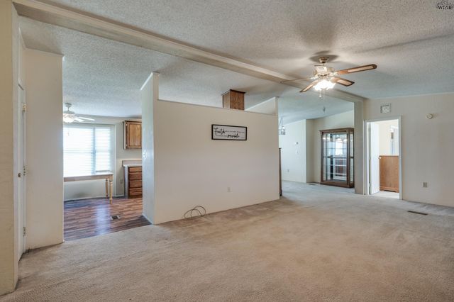 3877 S FM 368, Iowa Park, TX 76367