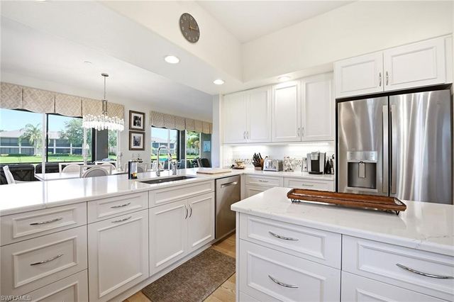 729 Regency Reserve CIR 5501, Naples, FL 34119