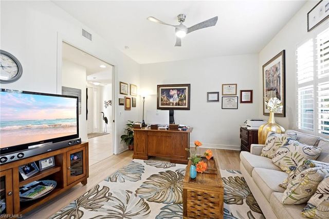 729 Regency Reserve CIR 5501, Naples, FL 34119