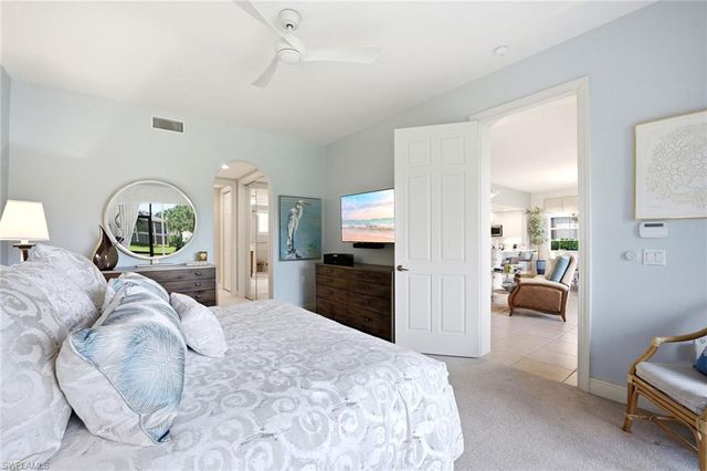 729 Regency Reserve CIR 5501, Naples, FL 34119