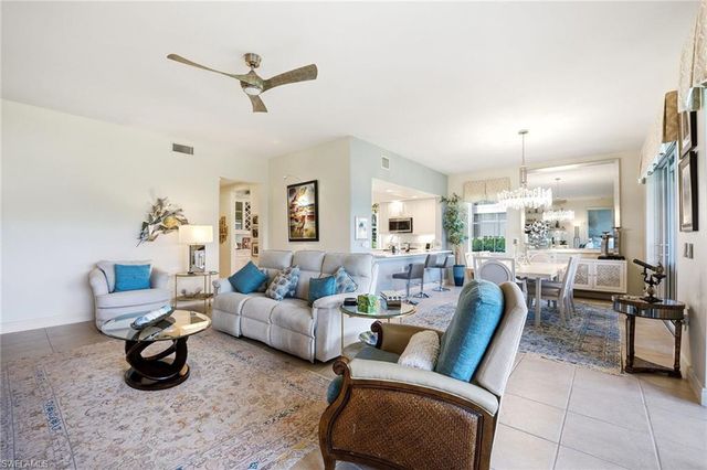 729 Regency Reserve CIR 5501, Naples, FL 34119