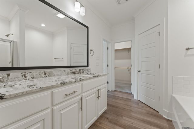 8932 Southlawn Dr, Baton Rouge, LA 70810