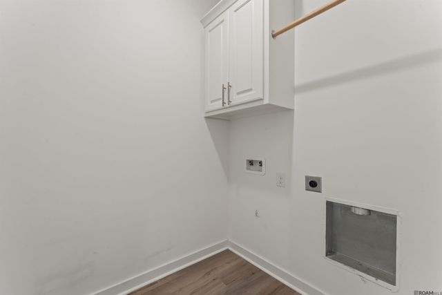 8932 Southlawn Dr, Baton Rouge, LA 70810