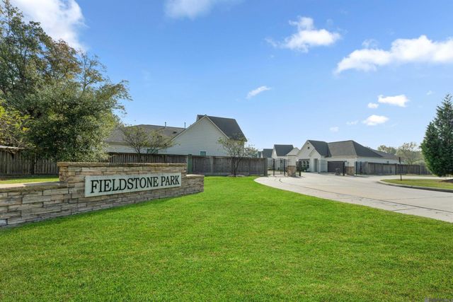 8932 Southlawn Dr, Baton Rouge, LA 70810