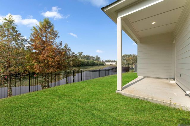 8932 Southlawn Dr, Baton Rouge, LA 70810