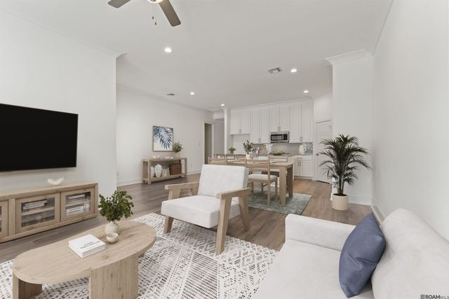 8932 Southlawn Dr, Baton Rouge, LA 70810