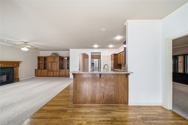 10238 S Hudson Place, Tulsa, OK 74137