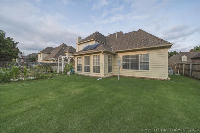 10238 S Hudson Place, Tulsa, OK 74137