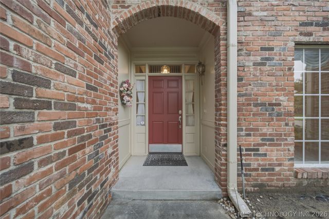 10238 S Hudson Place, Tulsa, OK 74137