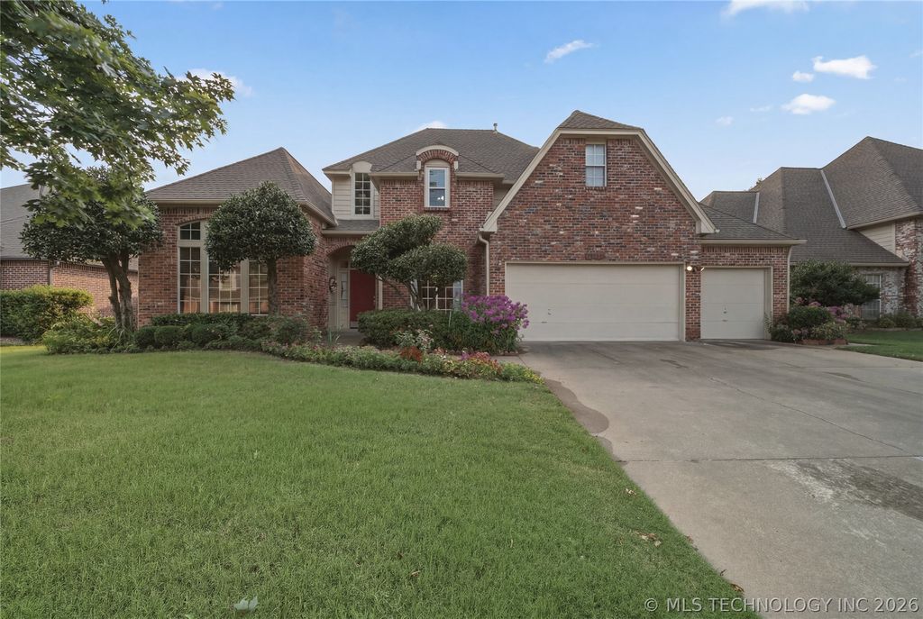 10238 S Hudson Place, Tulsa, OK 74137