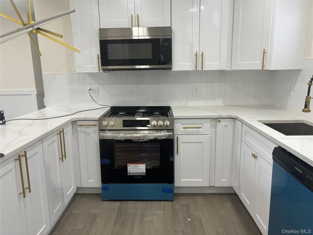 41 Tamarack Street, Central Islip, NY 11722