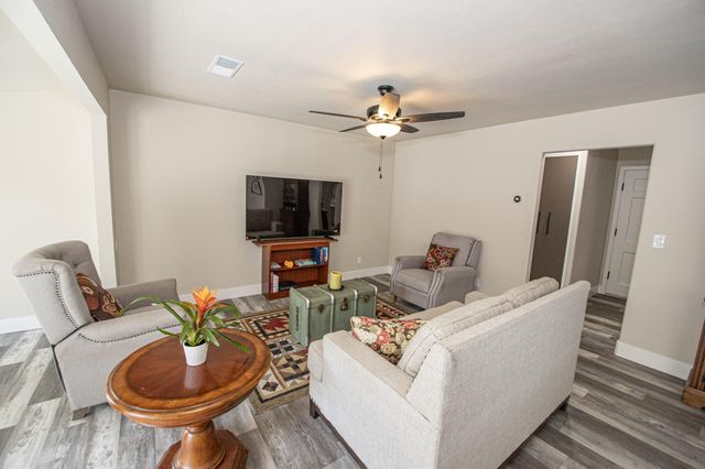 75 Sherman Drive, Red Bluff, CA 96080