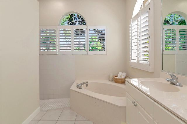 309 AMERICAS CUP BOULEVARD, Bradenton, FL 34208