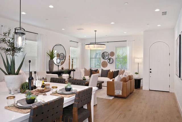 2327 5th Ave, Sacramento, CA 95818