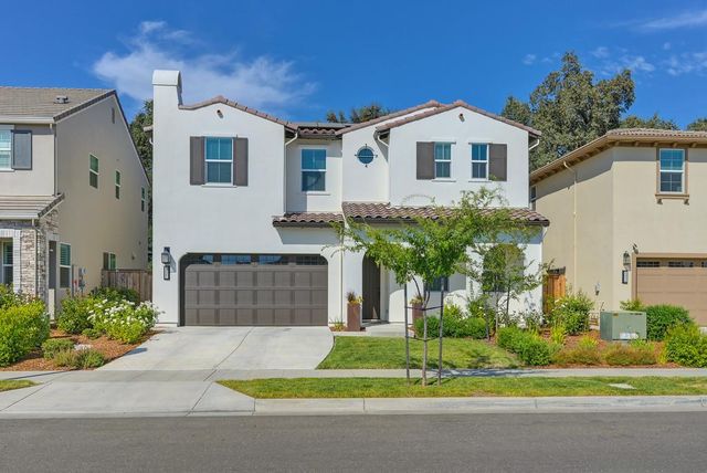 2327 5th Ave, Sacramento, CA 95818