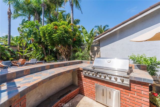 10488 Sioux River, Fountain Valley, CA 92708