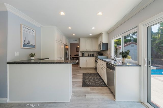 10488 Sioux River, Fountain Valley, CA 92708