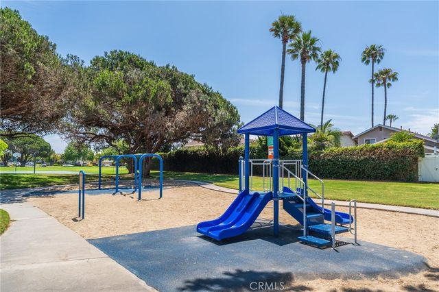 10488 Sioux River, Fountain Valley, CA 92708