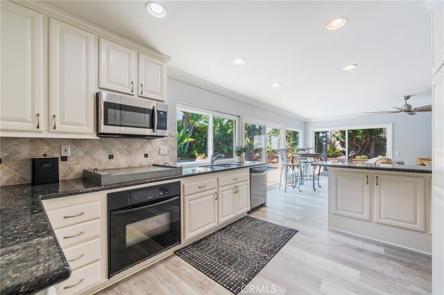10488 Sioux River, Fountain Valley, CA 92708