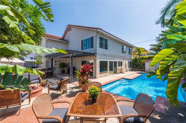 10488 Sioux River, Fountain Valley, CA 92708