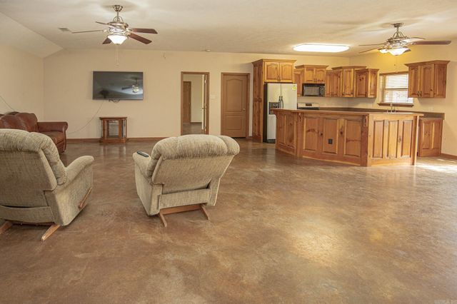 2300 Lorance Dr, Little Rock, AR 72206