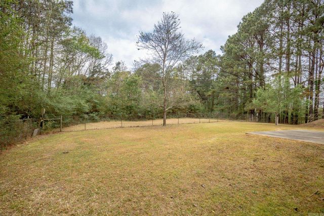2300 Lorance Dr, Little Rock, AR 72206
