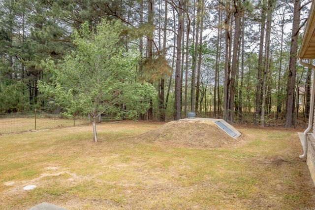 2300 Lorance Dr, Little Rock, AR 72206