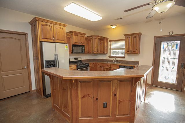 2300 Lorance Dr, Little Rock, AR 72206