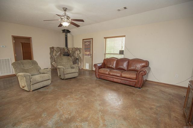 2300 Lorance Dr, Little Rock, AR 72206