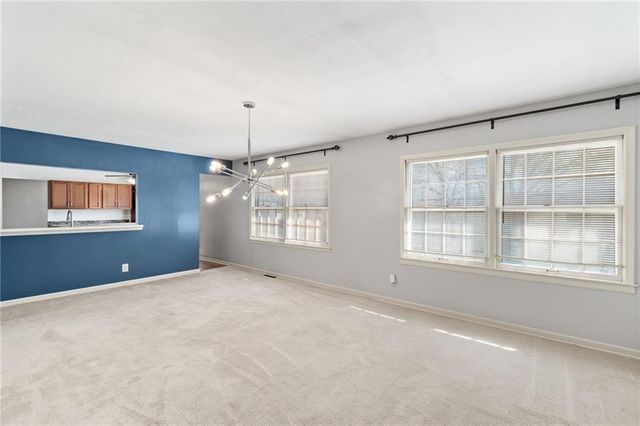 3432 NE 46TH Street, Kansas City, MO 64117