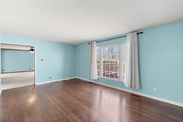 3432 NE 46TH Street, Kansas City, MO 64117