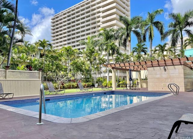 440 Olohana Street 1612, Honolulu, HI 96815