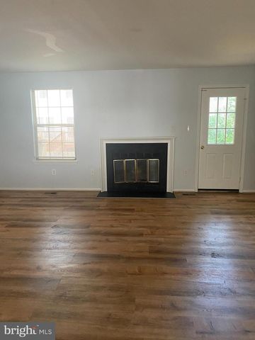 14919 ENTERPRISE LN, Woodbridge, VA 22191