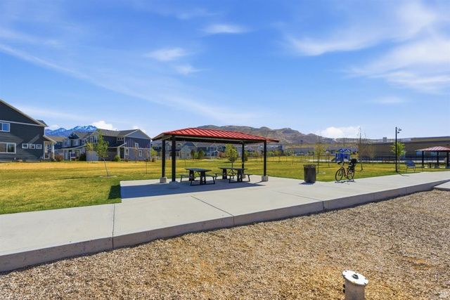15230 S CUTLASS CT, Bluffdale, UT 84065
