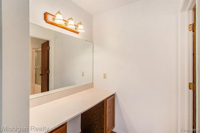 3531 E Commerce Road, Commerce Twp, MI 48382