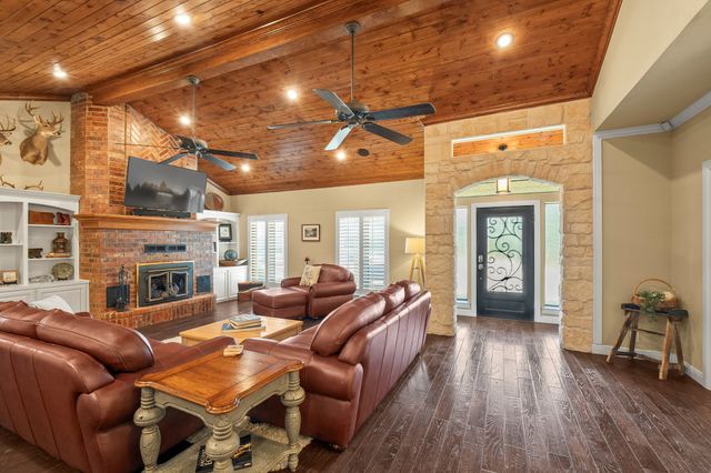 8948 Fm 1827, Anna, TX 75409
