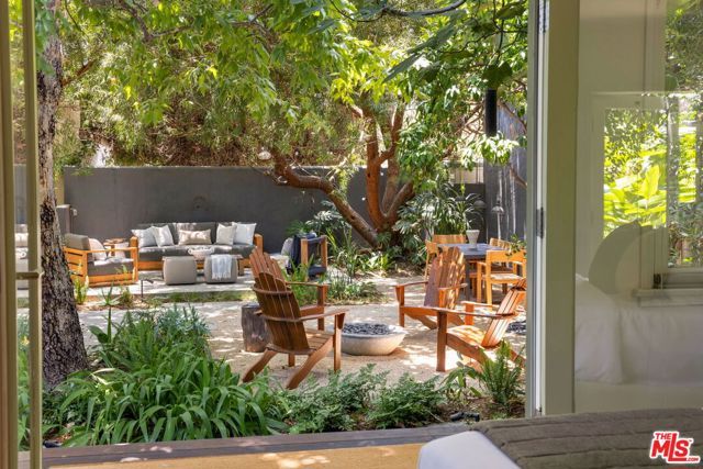 2255 Wellesley Avenue, Los Angeles, CA 90064