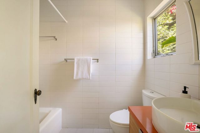 2255 Wellesley Avenue, Los Angeles, CA 90064