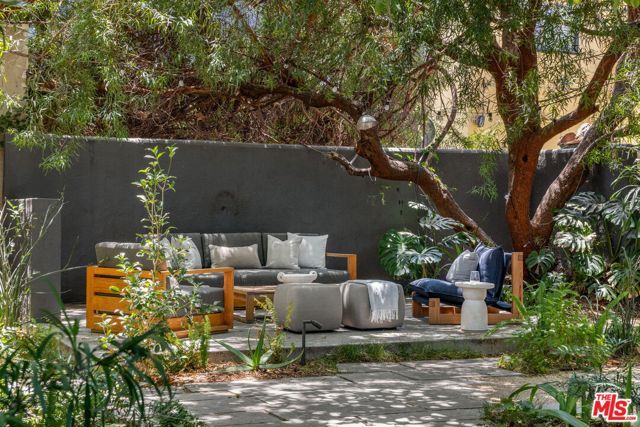 2255 Wellesley Avenue, Los Angeles, CA 90064