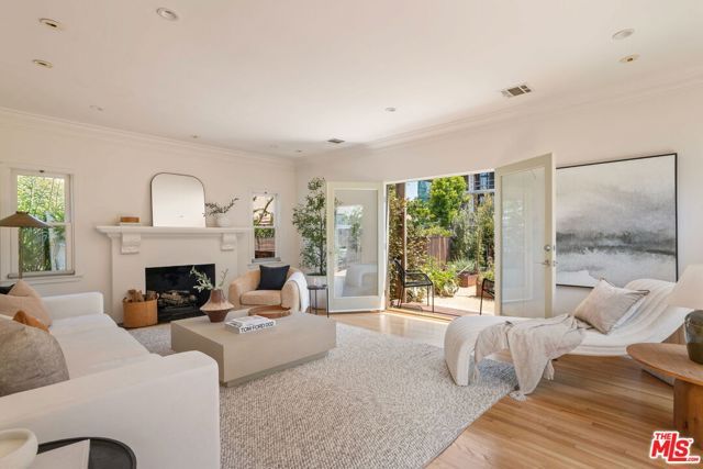 2255 Wellesley Avenue, Los Angeles, CA 90064