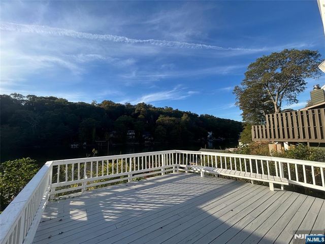 38 River Styx Road, Hopatcong, NJ 07843