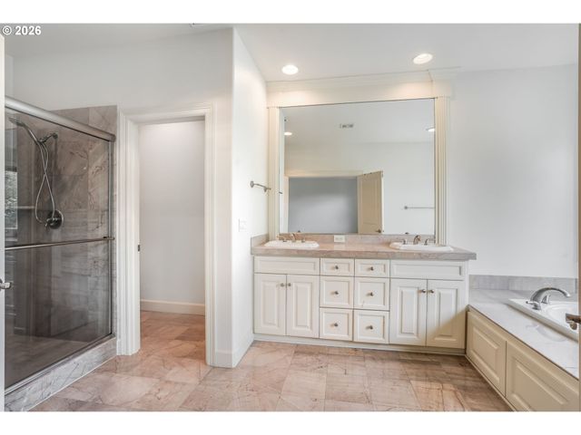 17273 Sw SOREN Ct, Beaverton, OR 97007