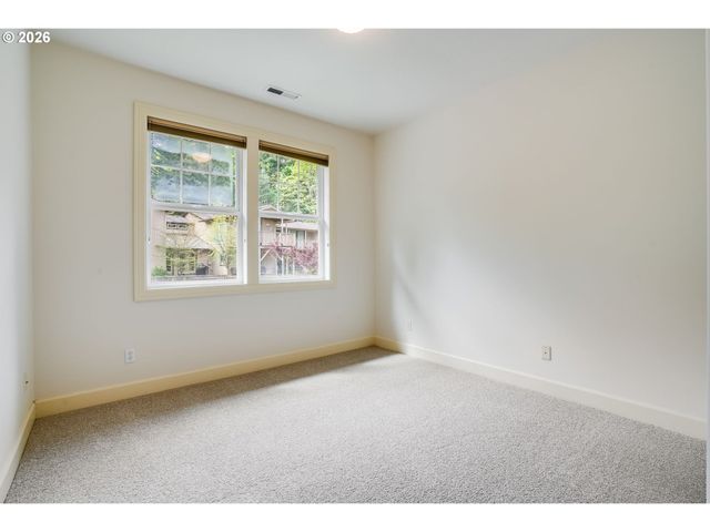 17273 Sw SOREN Ct, Beaverton, OR 97007
